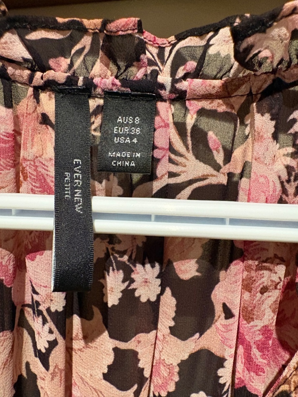 Ever New Melbourne dresses - Picture 2 of 3